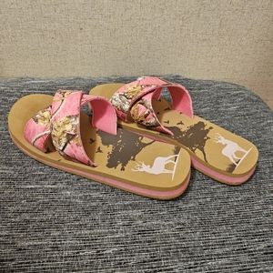 Pink Camo Summer Slides